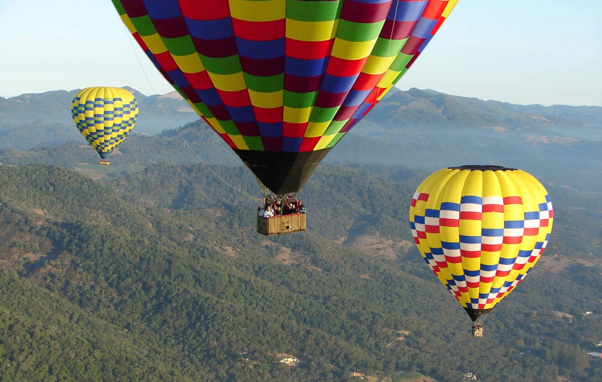 Хот Эйр балун. Hot Air Balloon Ride. Монгольфьер. Полет на воздушном шаре реклама.