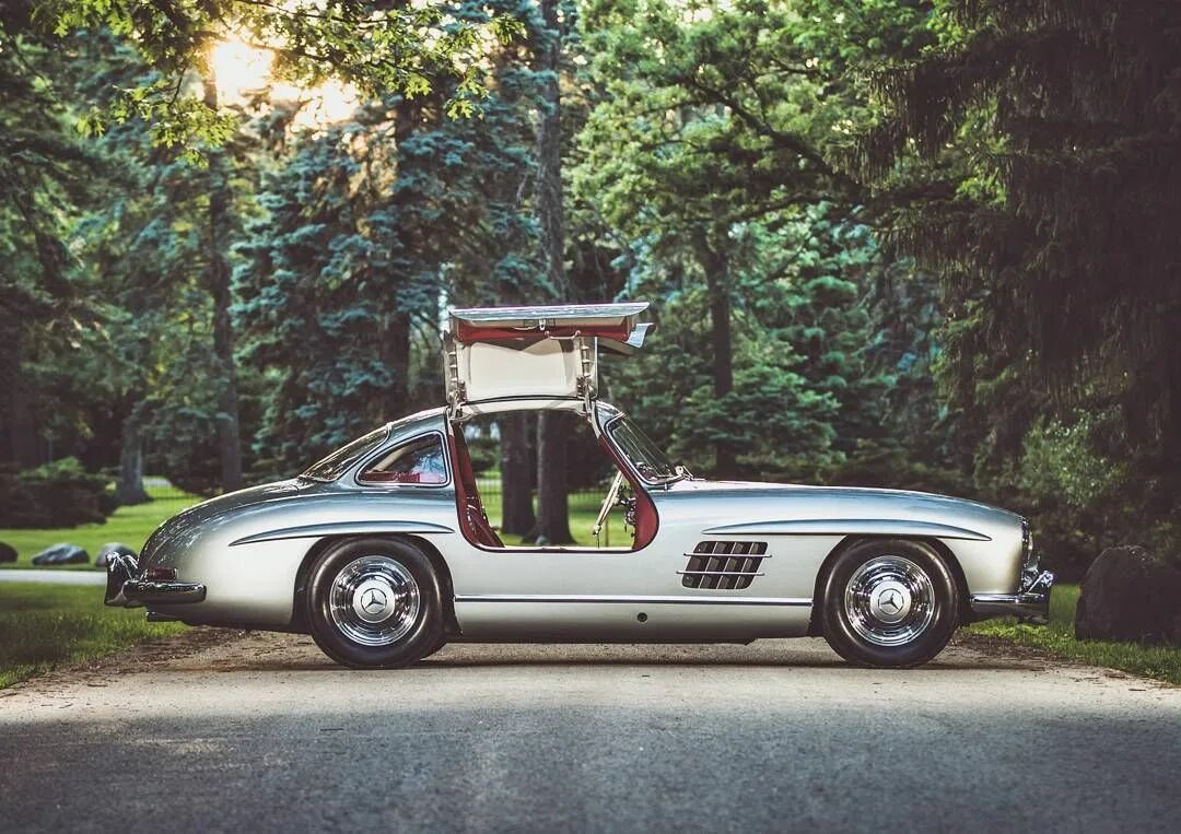 Mercedes gullwing 300. Mercedes gullwing 300. Mercedes benz 300sl 1954. Mercedes 300sl gullwing. Mercedes benz 300sl 1955.