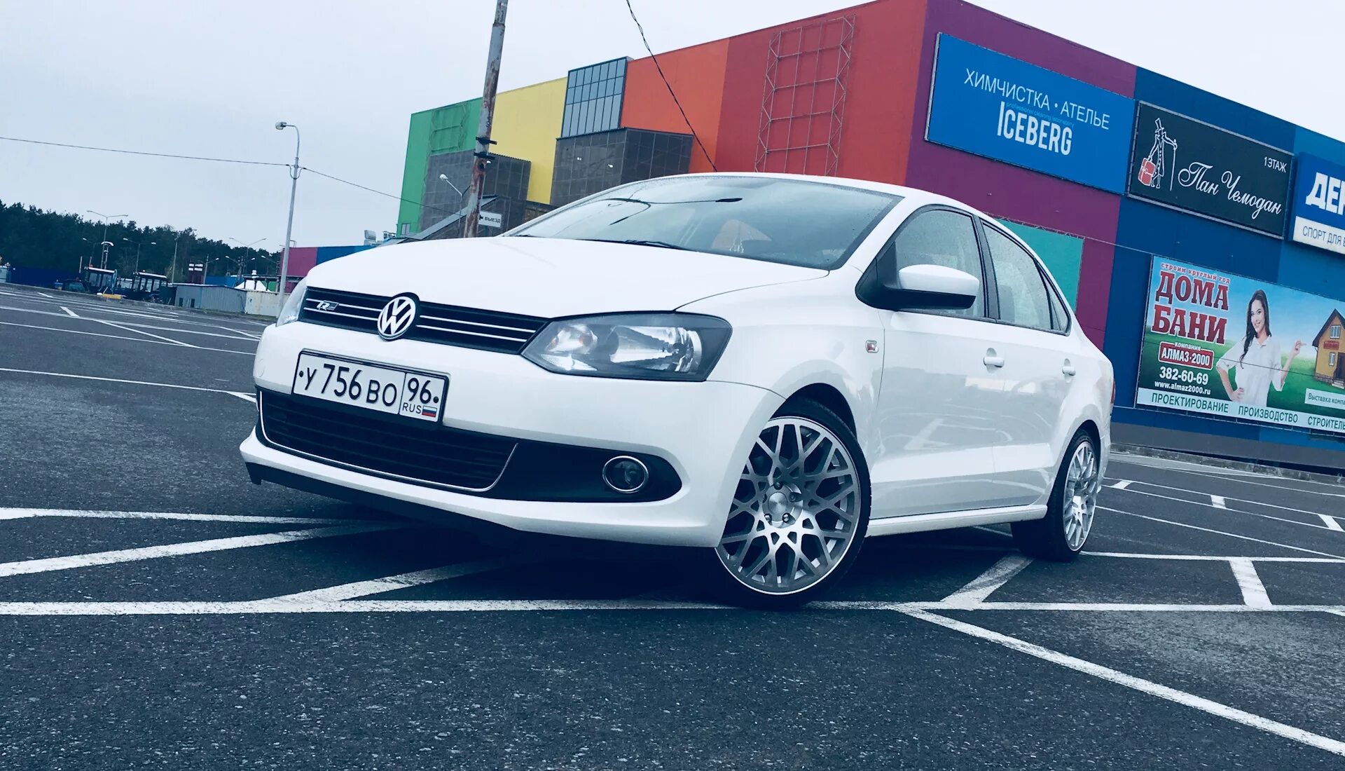 Фольксваген поло 20010. Volkswagen polo 2010 седан. Интернет седан. Восывльгин поло седан. Интернет седан.