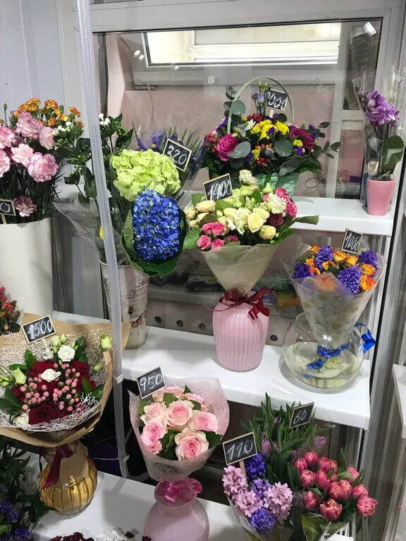 название магазина цветов. тц никольский цветочный магазин. магазин орхидея в никольске пензенской области. искусственные цветы. жасмин магазин цветов туринск.