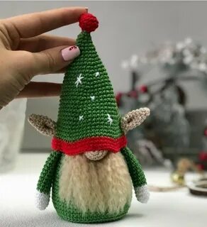 Гном крючком