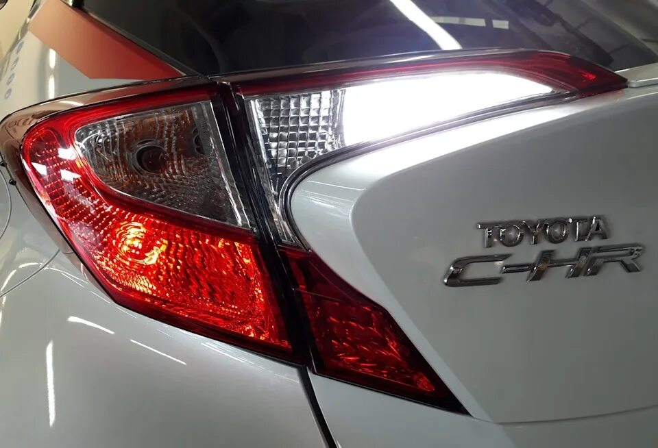 R задний ход. Светодиодная лампа на задний ход 2112. Светодиодная лампа на задний ход 2112. Светодиодные лампы p21w для заднего хода ba15s. Led p21w задний ход шевроле нива.