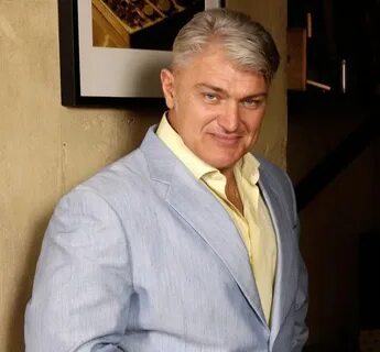 Скончался шоумен