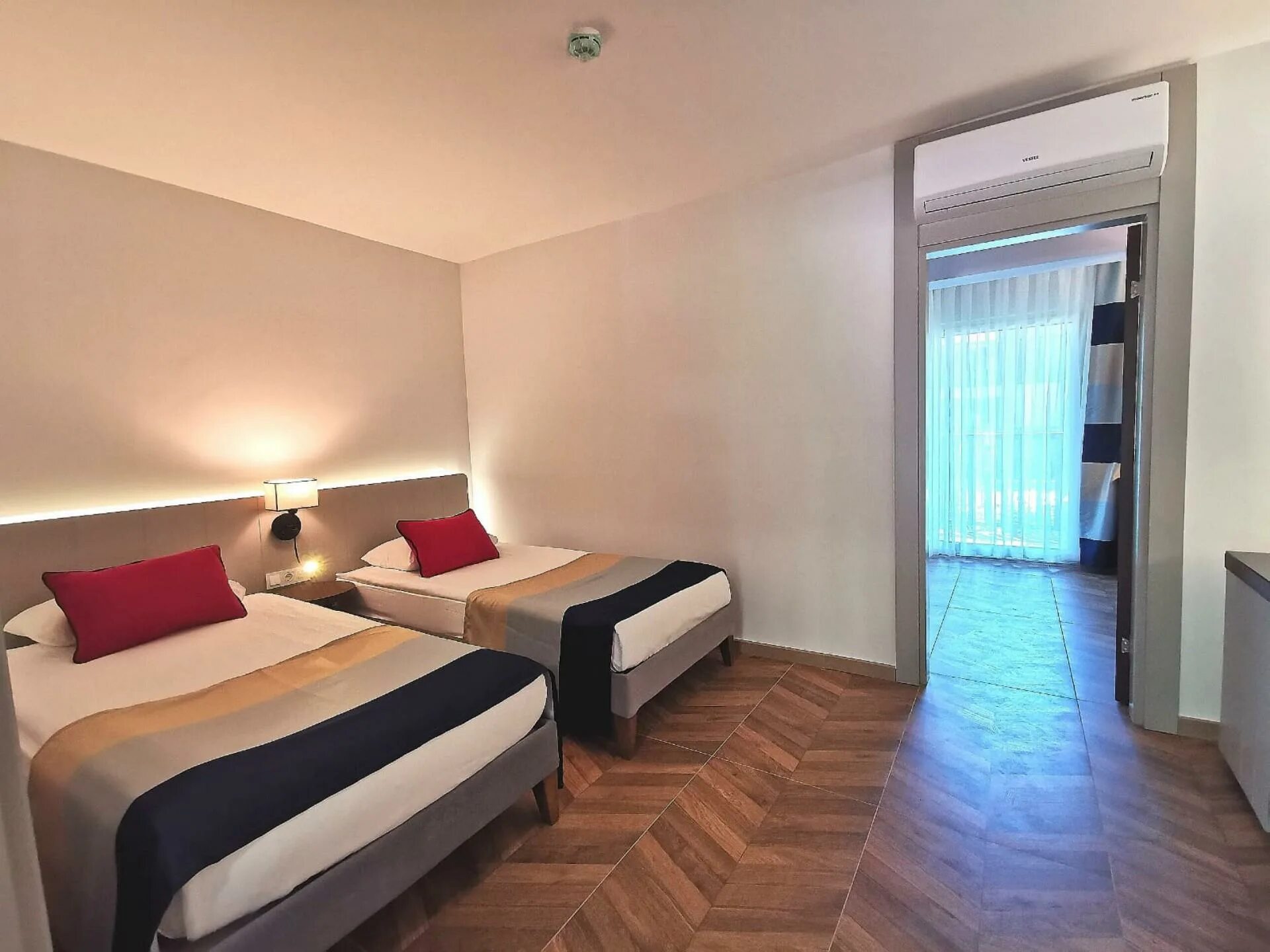 Crystal Flora Beach номера. Protels crystal beach resort