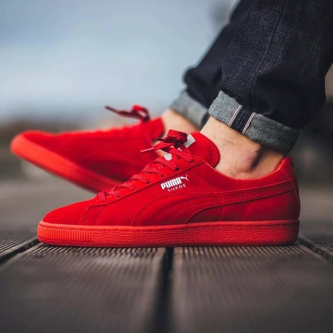 Кроссовки puma. Puma Suede Classic Red. Кроссовки Пума суеде. Кроссовки Puma High risk Red. Puma Suede Classic High.