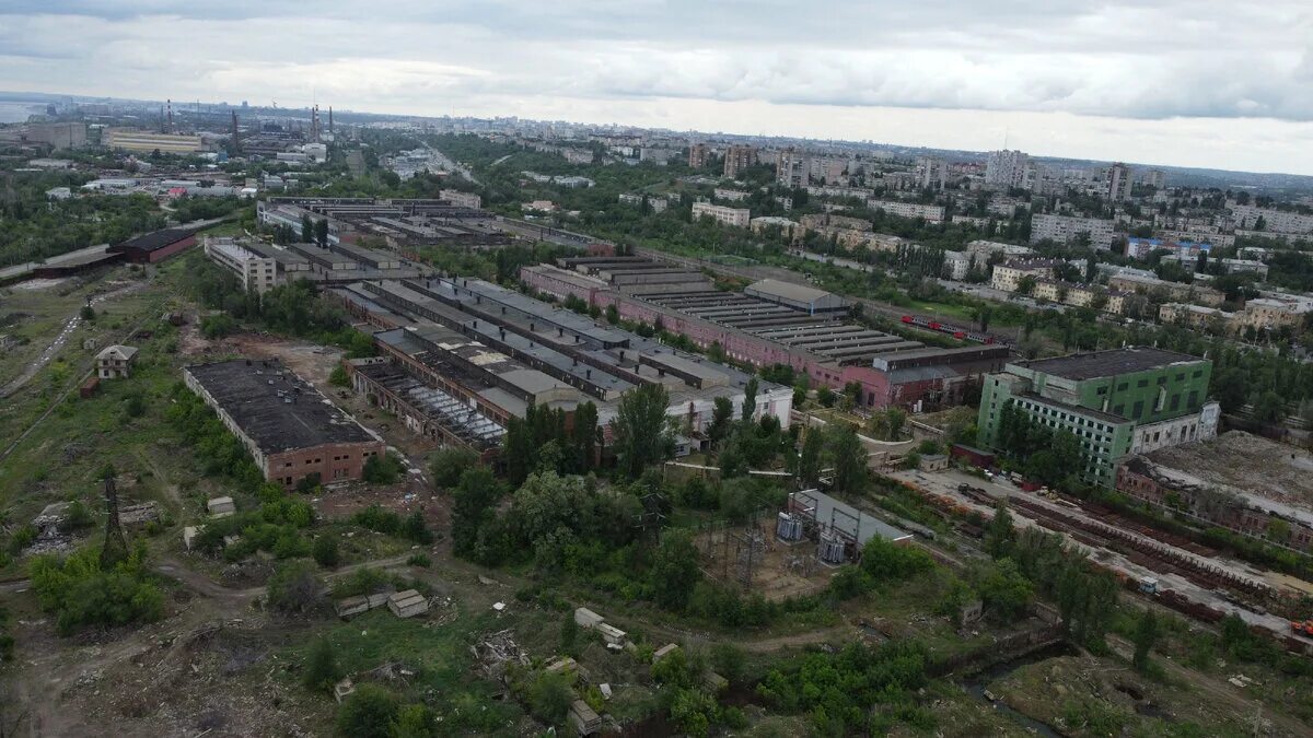 Жк тракторный волгоград. Сталинградский Волгоградский тракторный завод. Волгоградский тракторный завод 2021. Тракторный завод Волгоград сейчас. ВГТЗ Волгоградский тракторный.