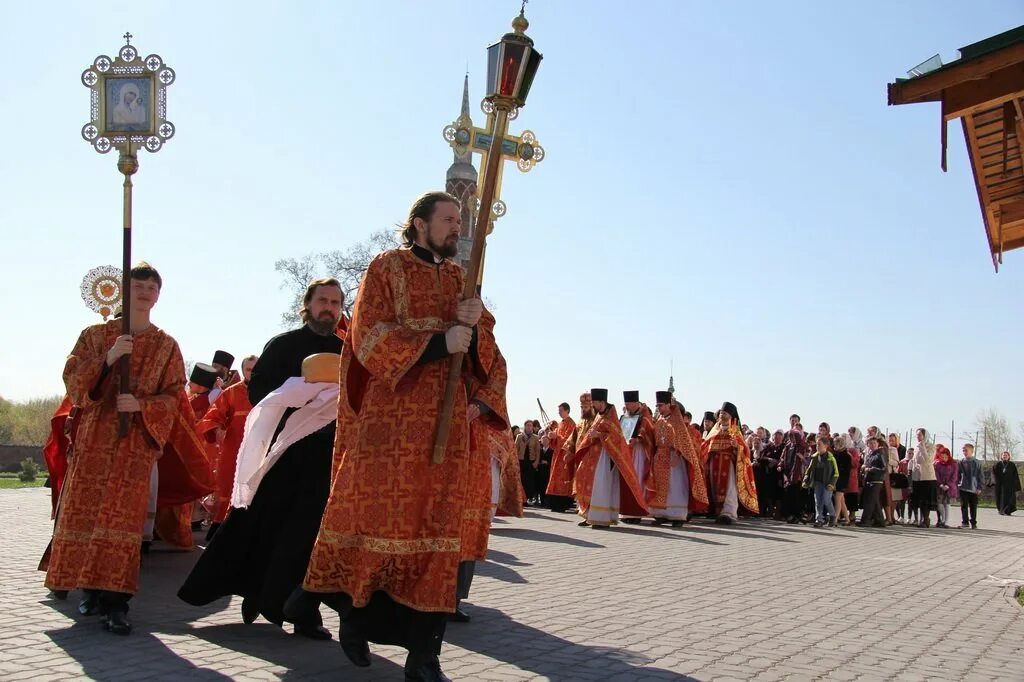 Праздник Пасха в Белгородской области. Праздник Пасхи в Рижском монастыре. Гуляния на Пасху в Москве 2022. Пасха в Свердловской области.