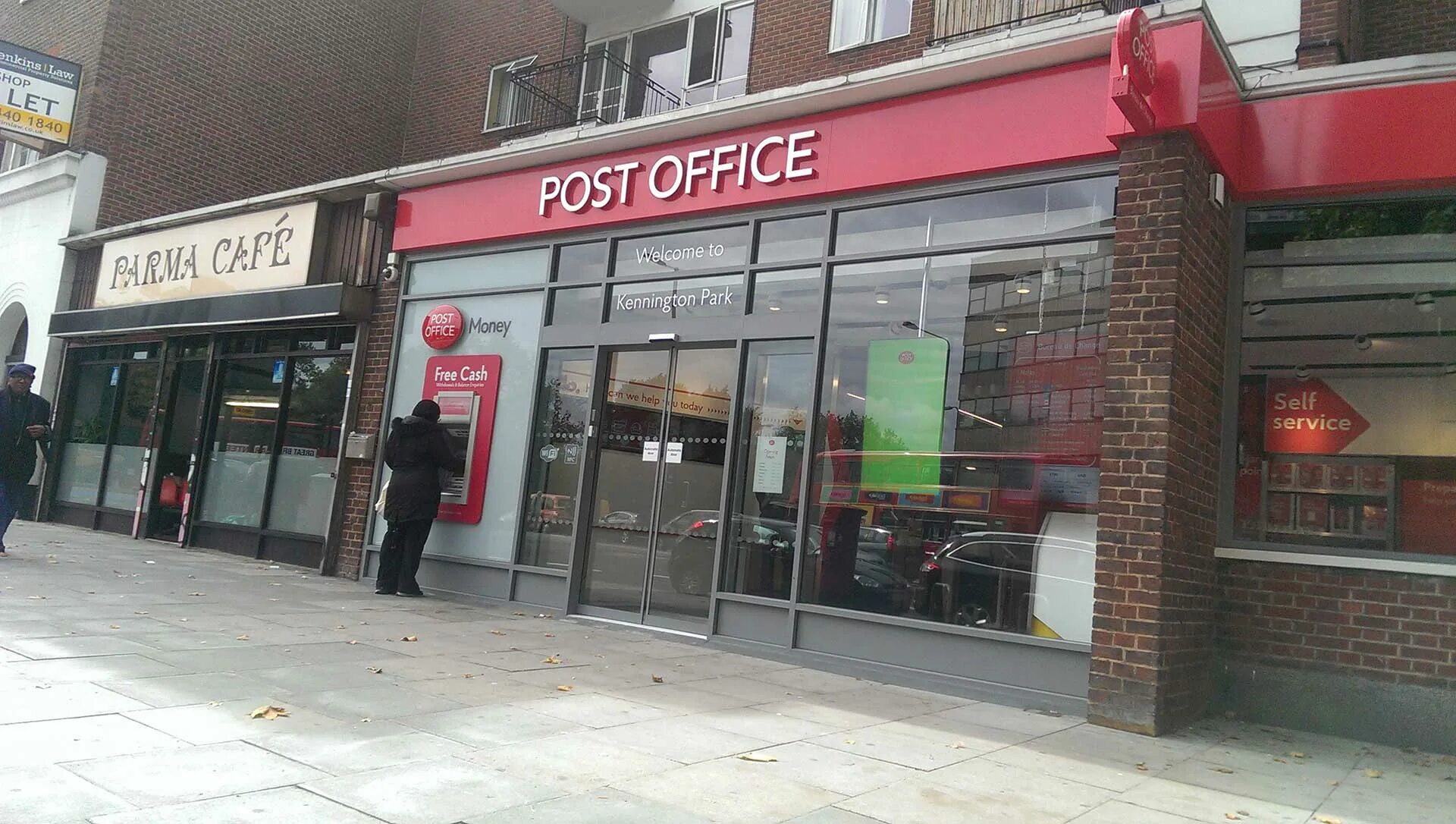 Post office. Кеннингтон парк Лондон. Пост офис. Почтовые офисы Лондона. Box Office in London.