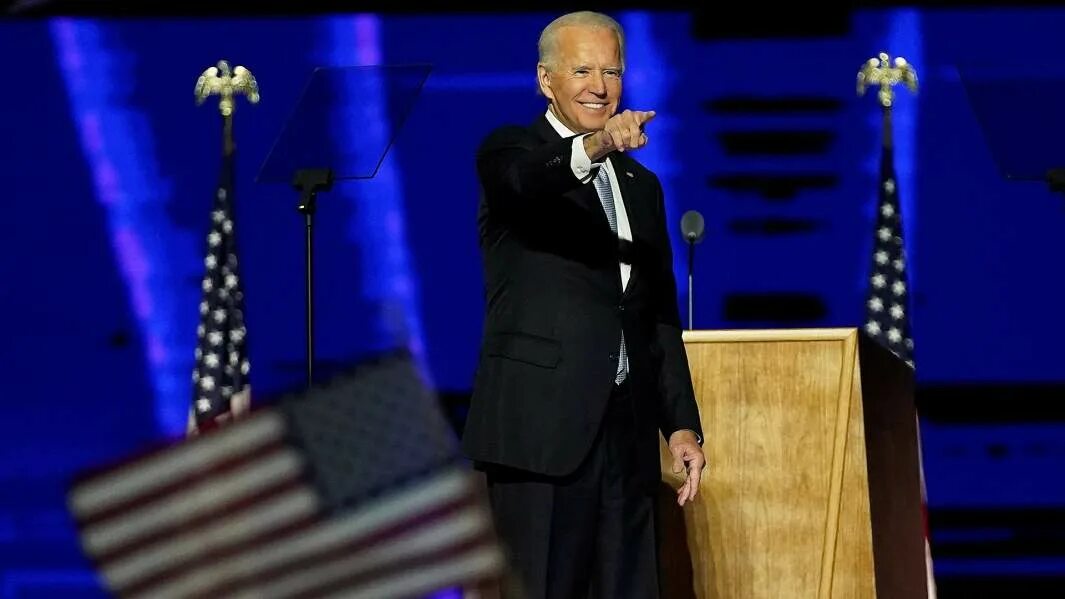 Песня тык тык шабаман байден. Байден. joe biden speech.