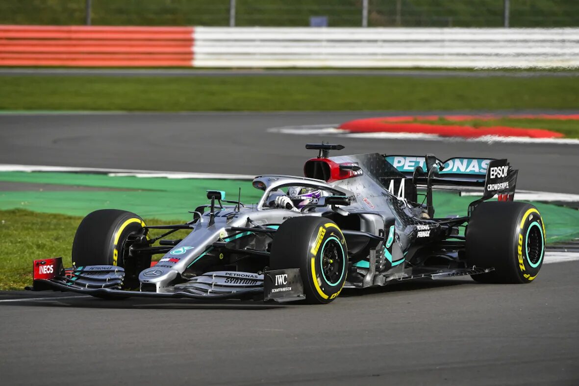 Болид мерседес 2018. Mercedes amg f1 w11 eq power+. Мерседес амг ф1. Мерседес ф1 2016. Mercedes amg petronas f1 team.