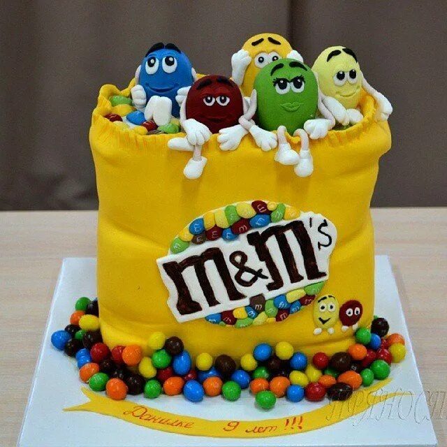 Торт эм энд эмс. Торт m&amp;m. торт m m&#039;s. торт с ммдемсами. торт m m для мальчика.