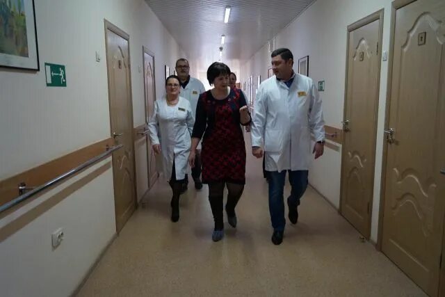 Госпиталь ветеранов соборная. Госпиталь ветеранов в саратове на соборной. поликлиника ветеранов войн саратов. госпиталь ветеранов набережные челны врачи. госпиталь ветеранов войн набережные челны.