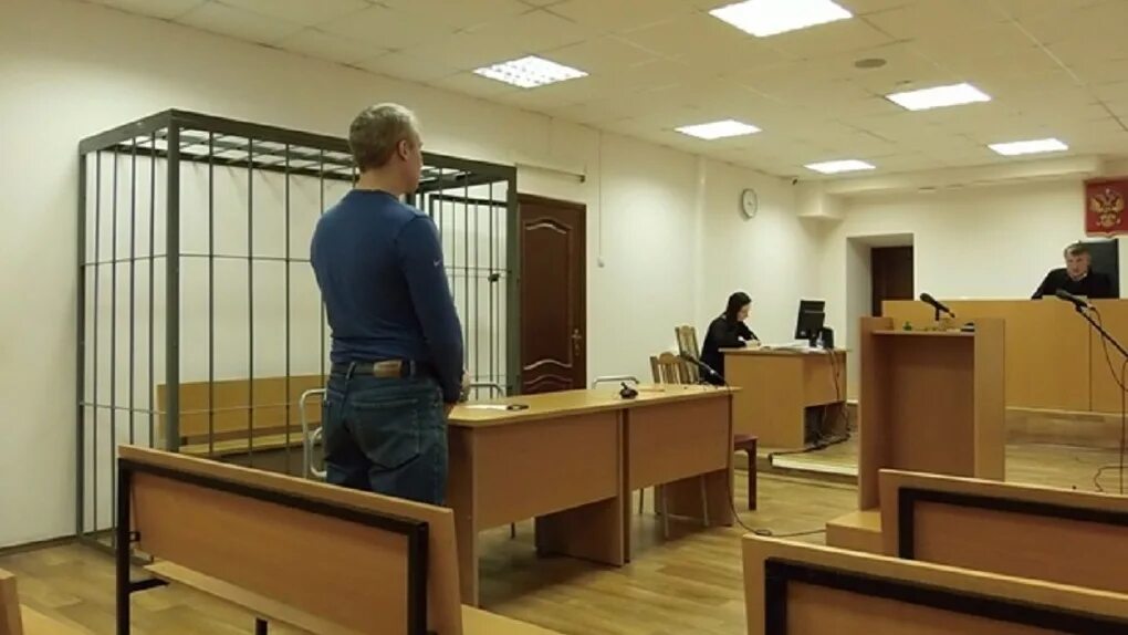 В судебном заседании подсудимый