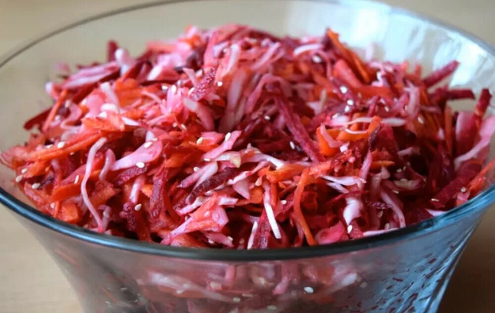Салат из свеклы и моркови и капусты щетка. Салат из свеклы и моркови и капусты щетка. Салат щетка пошагово. Салат щетка для очищения. Салат щетка пошагово.