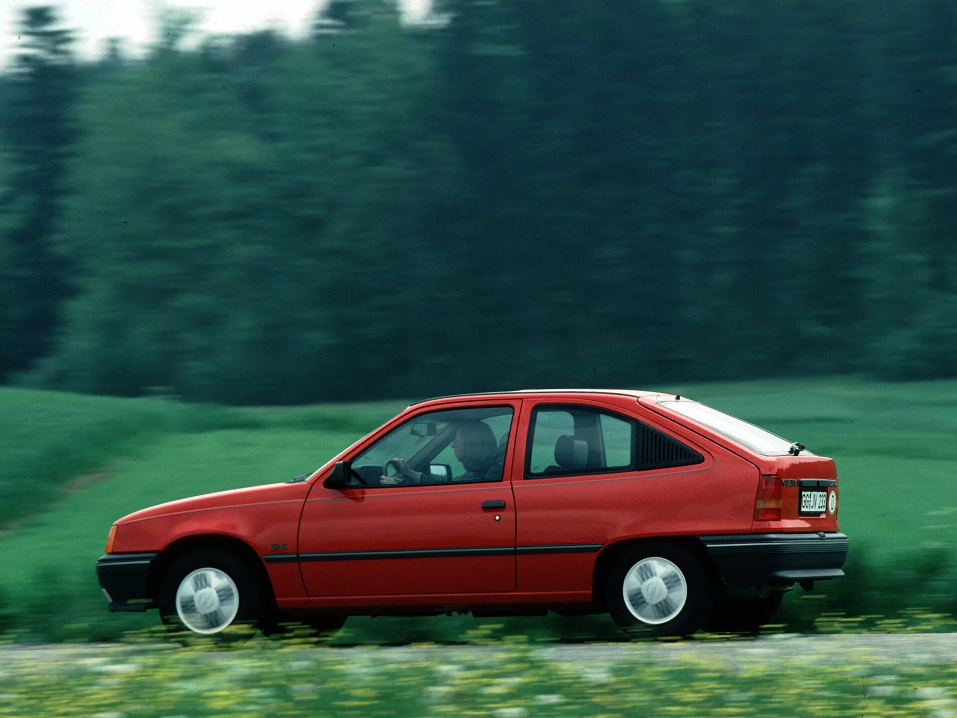 0 16v. Opel cadet. Opel kadett 5. 3 хэтчбек. опель кадет 3х дверный.