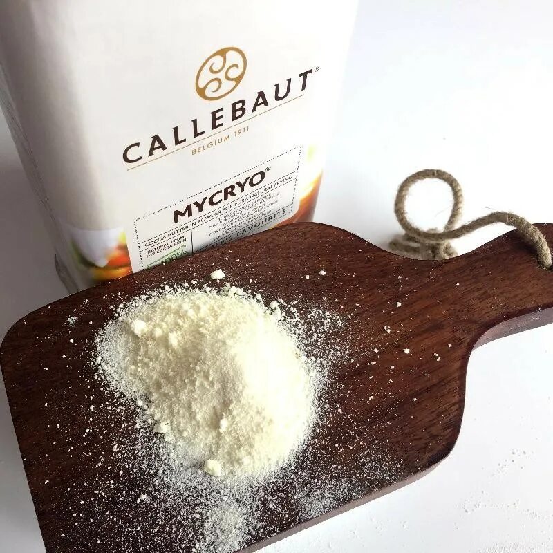 Какао масло Каллебаут Микрио. Микрио какао-масло в порошке. Какао - масло, Callebaut, порошок Микрио. Микрио 100 гр. Окрашивание какао маслом