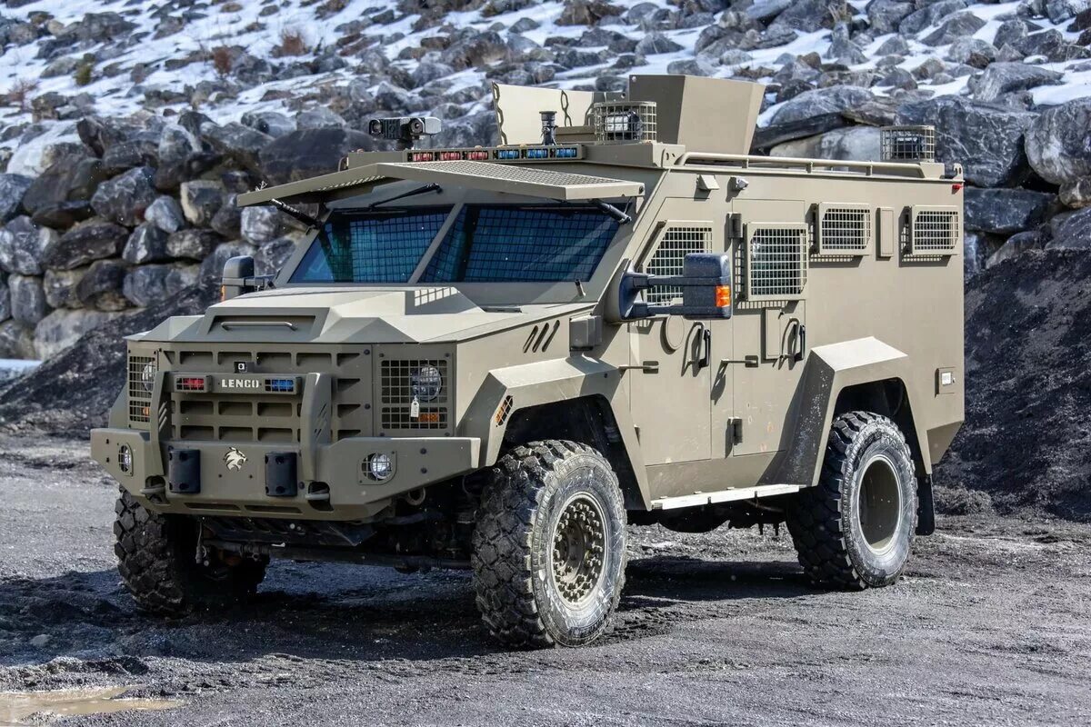 Машины нато. Lenco Bearcat g4. Броневик MRAP SWAT. Lenco Bearcat g3. MLS Shield бронеавтомобиль.