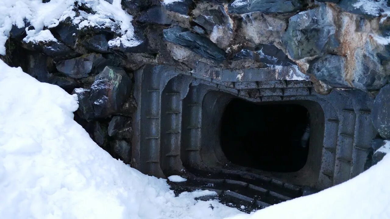 Огорелыши медвежьегорский. Соностров белое море. Город медвежьегорск республика карелия. Медвежьегорск водопад на реке вичка. Медвежьегорск зима.
