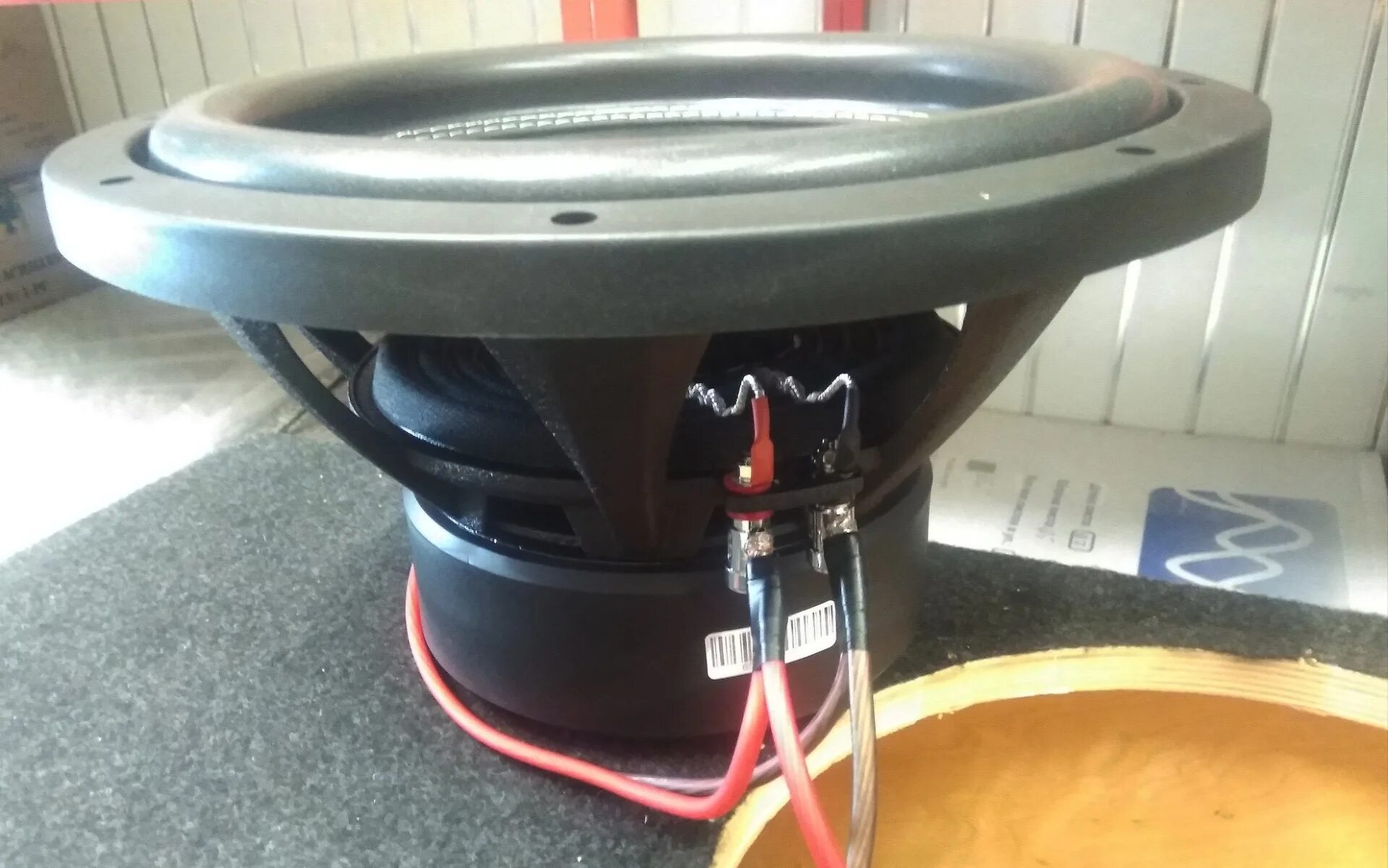 Динамики для сабвуфера 12. Автомобильный сабвуфер boston acoustics gtr10. Динамики для сабвуфера 12. Динамик саба 12. Саб кикс 12 дюймов.