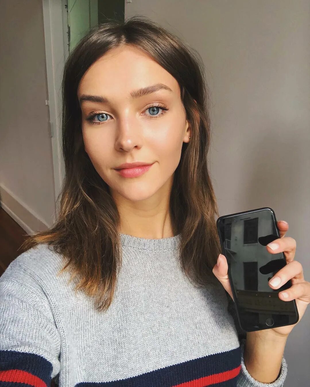 Cook vk. Рэйчел Кук. Рейчел Кук онлифанс. Rachel Cook селфи. Rachel Cook selfie.