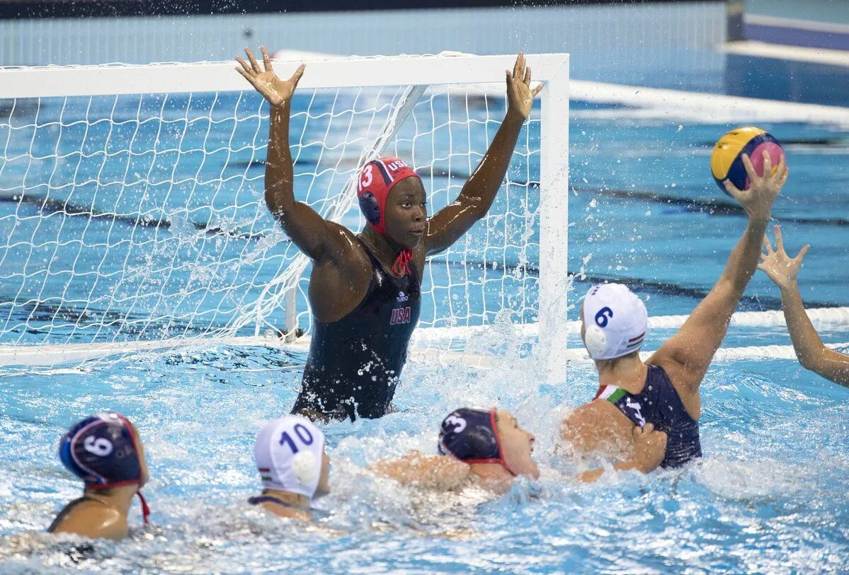 Водное поло мальчики. Спасибо за внимание водное поло. Финаев ватерполист. Water polo перевод. Water polo перевод.