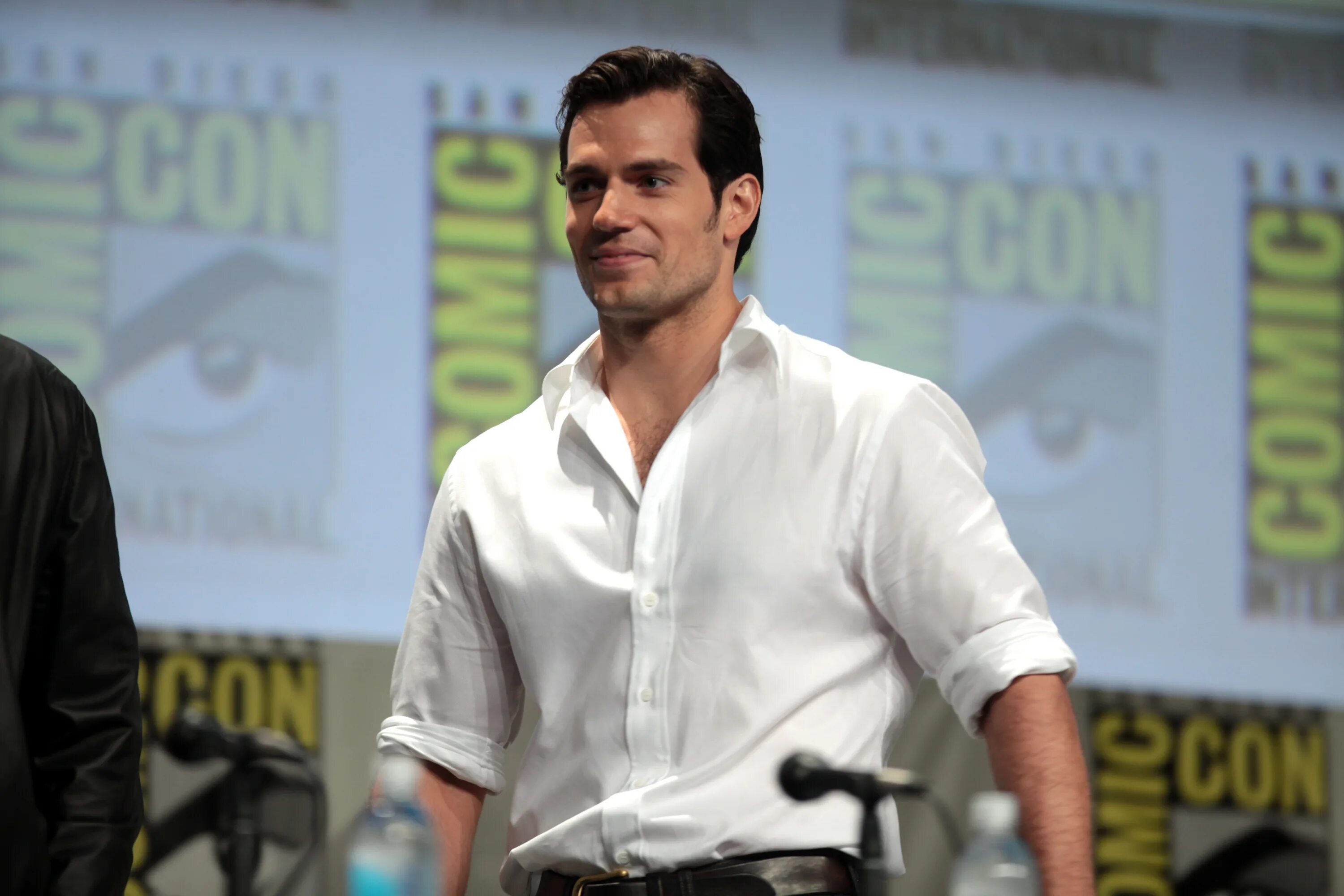 Почему кавилл ушел. Henry Cavill 2014.