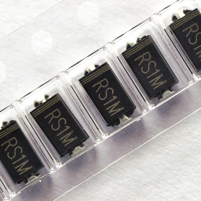 Rs1m диод. Диод 1n4004 smd. m4 smd диод. m7 smd диод. 1n диод smd.