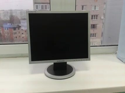 Samsung syncmaster 740n