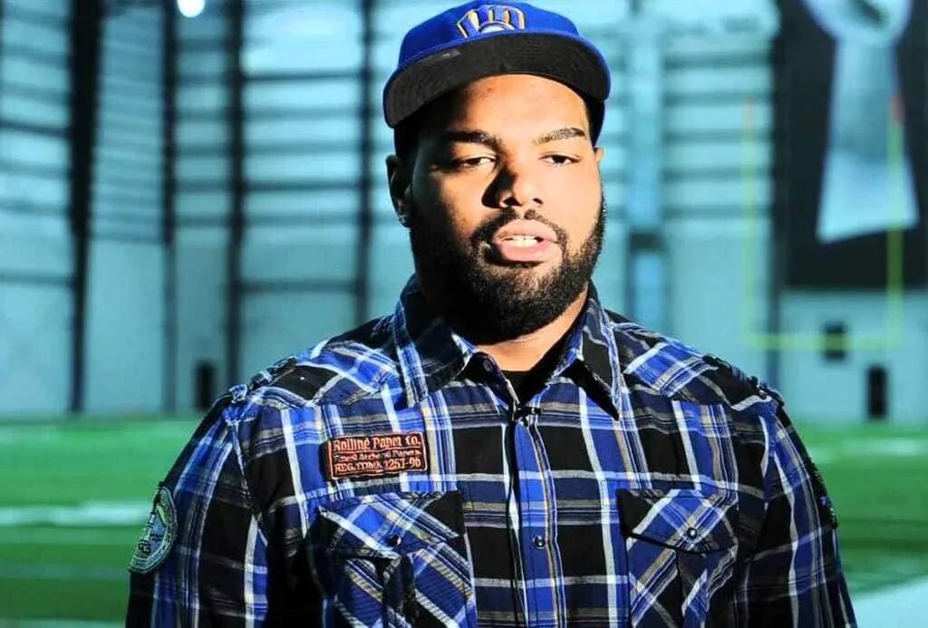 Boy going to school. Межнациональные дети в школе. After school walk. Mike goes to school. Mike goes to school.