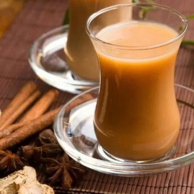 Масала польза и вред. Чай masala. чай с молоком. чай со специями - масала. чай с молоком и специями.