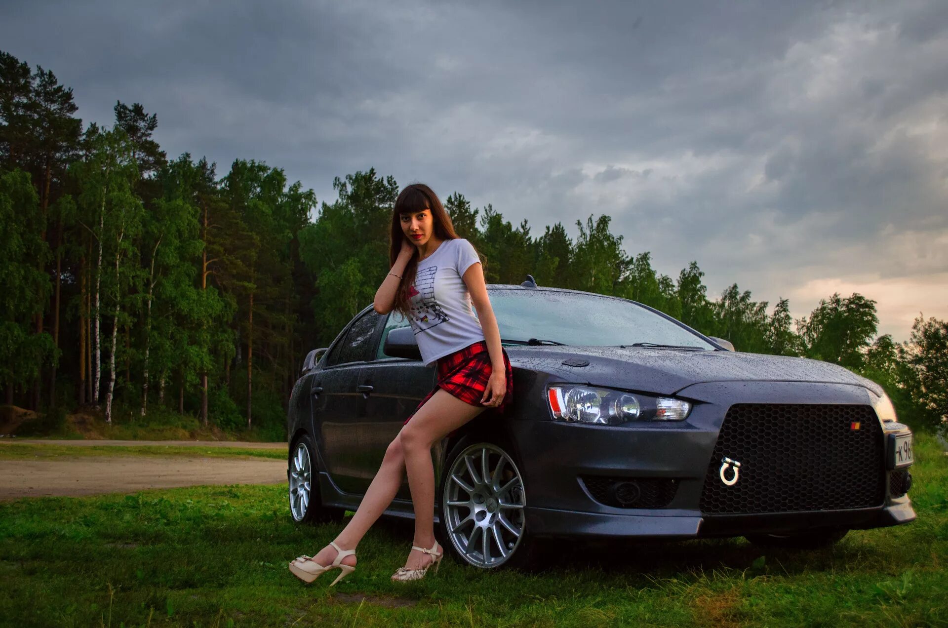 Телка попросила. Митсубиси Лансер 10. Mitsubishi Lancer 10 Black. Лансер 10 кабриолет. Лансер 10 драйв 2.