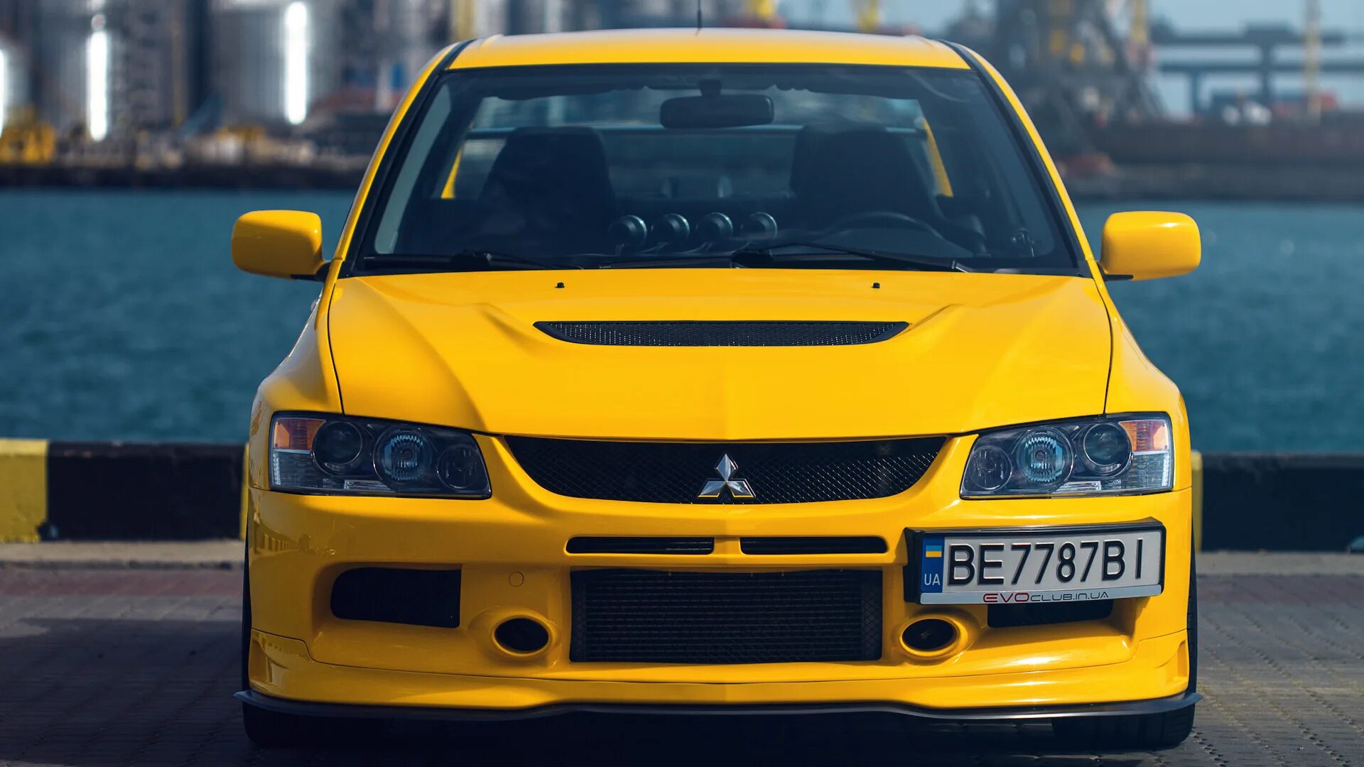 Эва митсубиси. Mitsubishi EVO 9. Митсубиси Лансер Эволюшн. Mitsubishi Lancer EVO IX. Мицубиси Эво 9 Эволюшн.