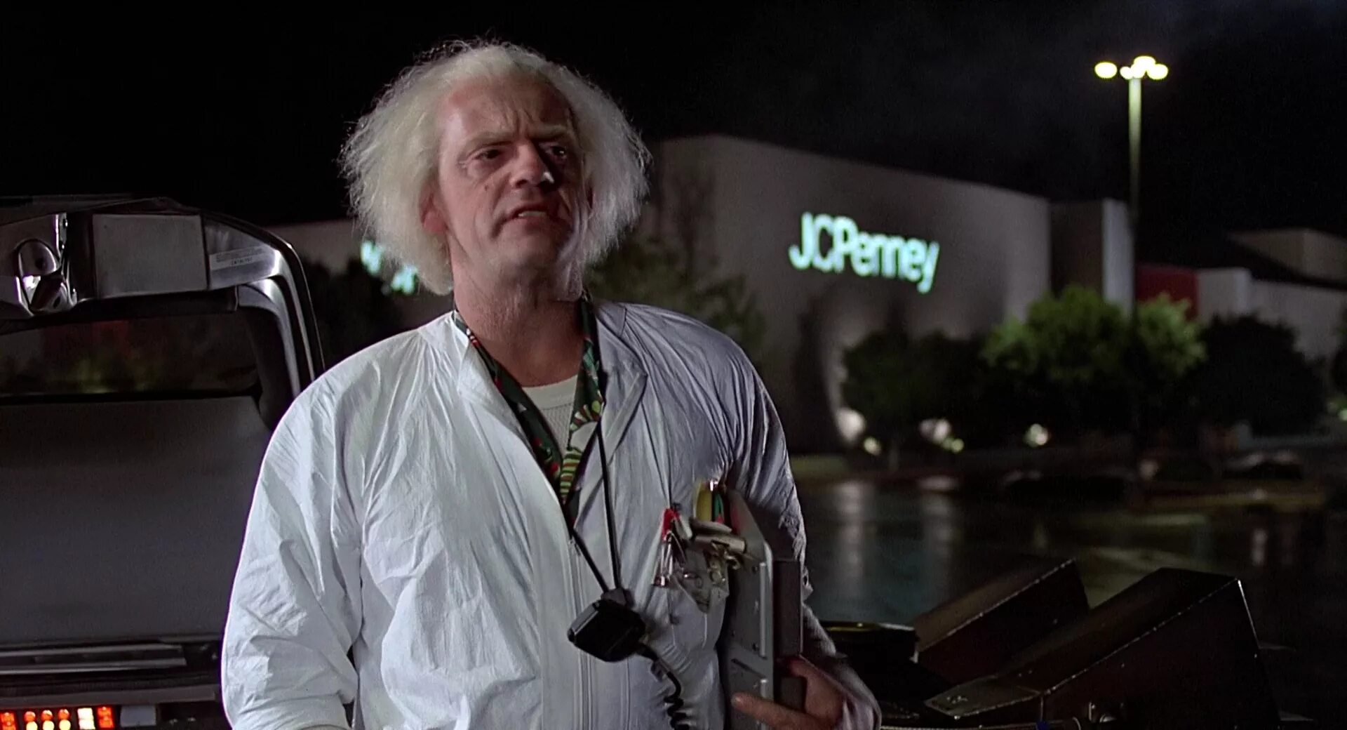 Будущий профессор. Будущий профессор. Эммет браун назад в будущее. Доктор эммет браун в полный рост. Эммет браун назад в будущее.