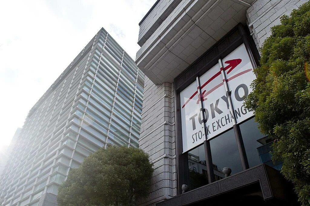 Токийская биржа. Токийская фондовая биржа Японии. Фондовая биржа Токио. Токийская фондовая биржа здание. Токийская фондовая биржа 1878 здание.