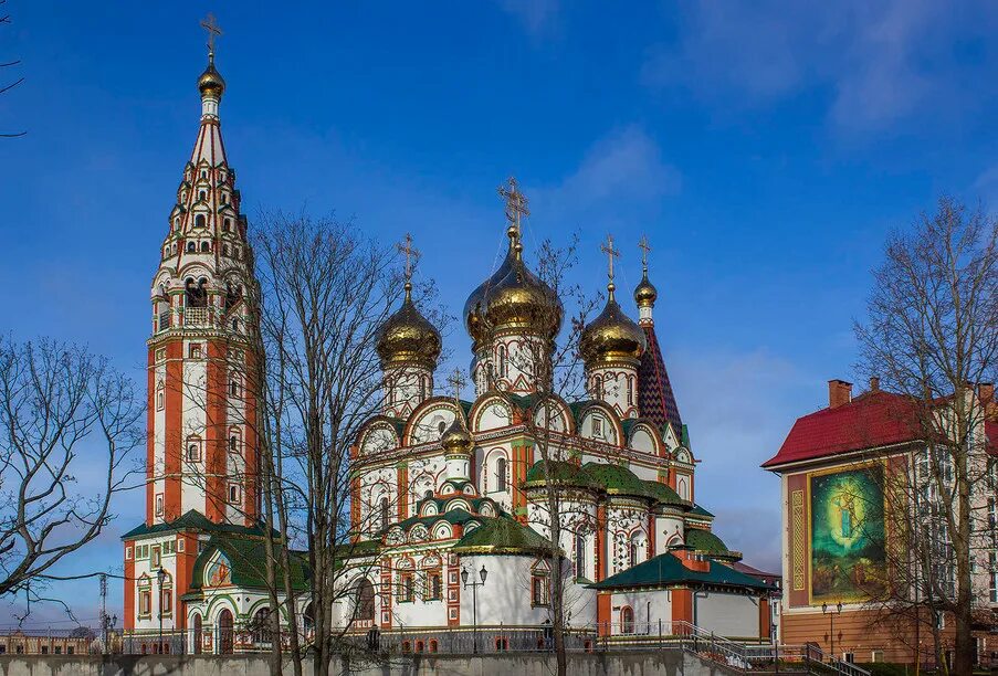 Церковь в Гусеве Калининградской области. Храм всех святых Гусев. Гусев Калининград храм. Храм всех святых Гусев Калининградская.