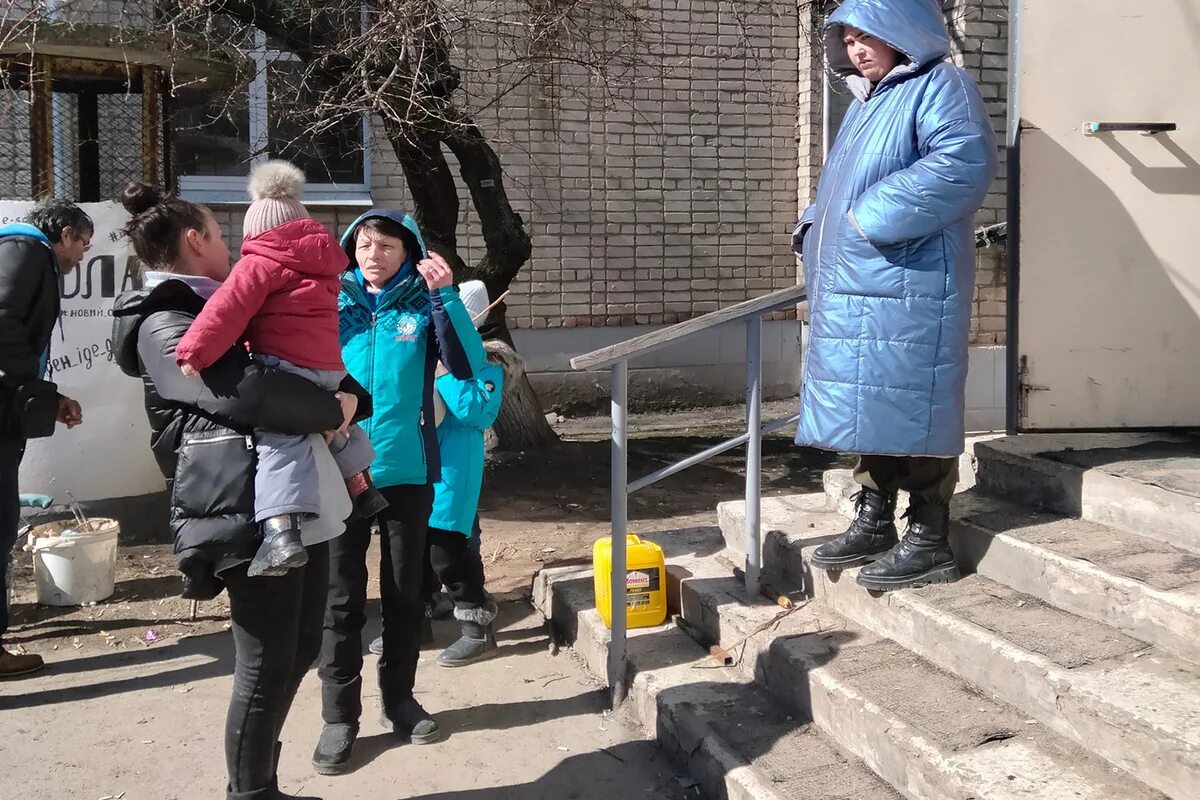 Новости украины 30.03 2024. Город Рубежное ЛНР. Жители города. Город Рубежное. Администрация города Рубежное.