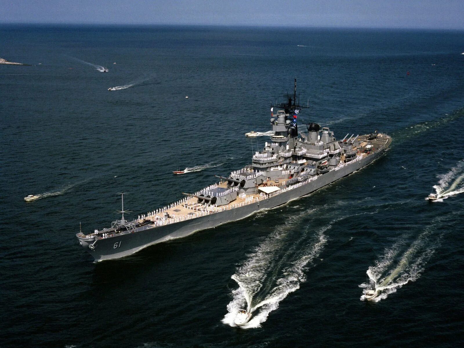 Класс линкор. Uss iowa линкор. uss iowa bb-61. корабль uss iowa bb-61. линкор uss missouri.