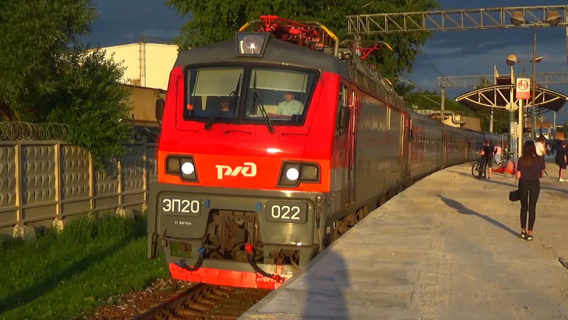 Поезд ржд внутри купе. Купе 2к фпк. Поезд 044са. Цмв 61-524 багажный. Поезд 524са.