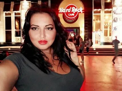 Dik bilan yaltiroq taytlarda