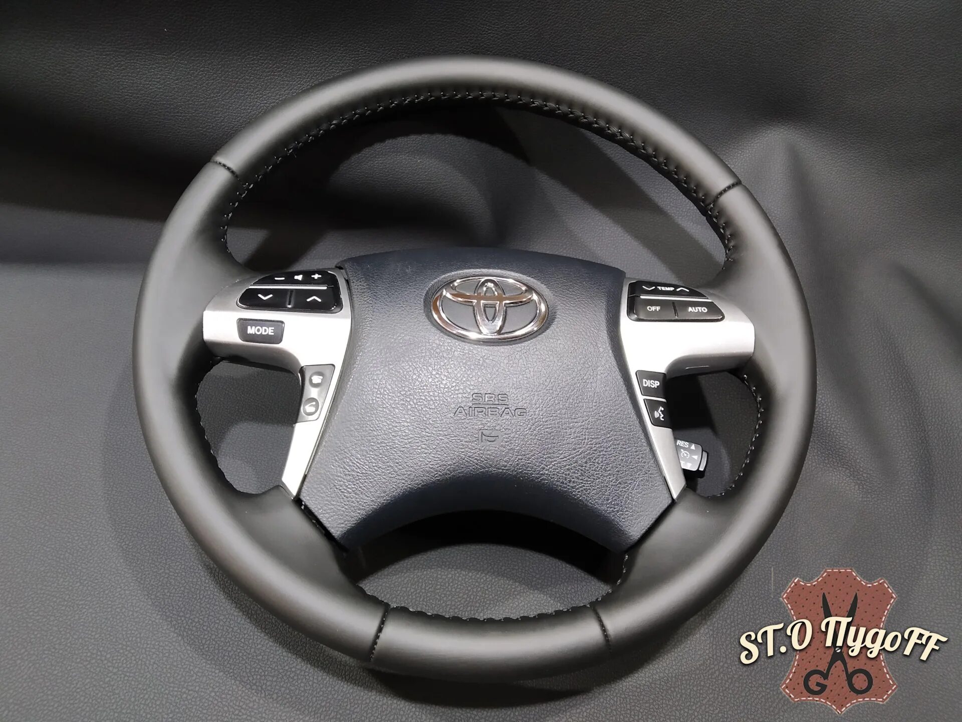 Рули тойота все модели. Руль toyota rav4 2023. Руль cruze. Анатомический руль toyota harrier. Руль рав 4 2008.