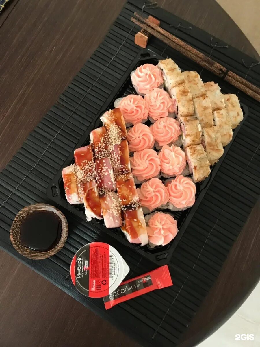 Роллы. Японская кухня. Суши. Фотосессия с роллами. Суши маркет первый заказ