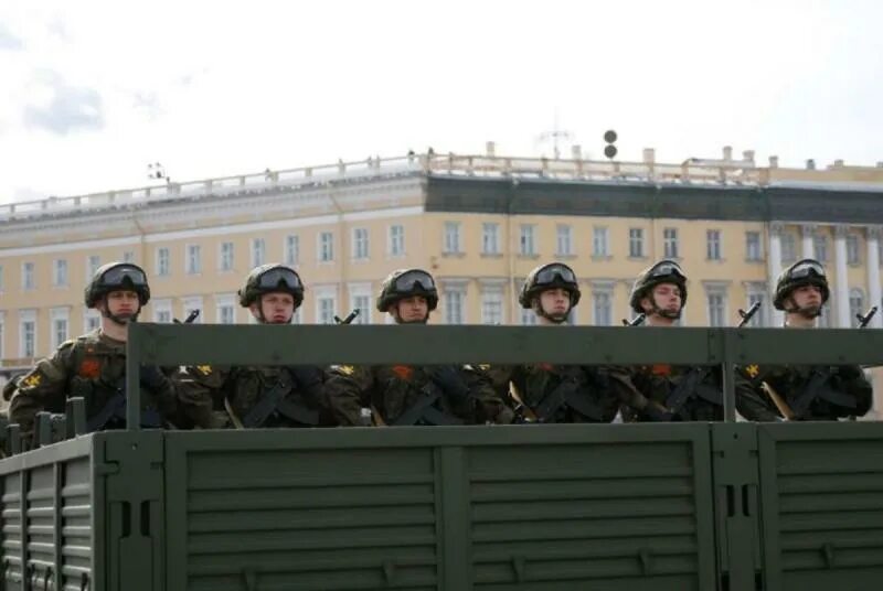 Будет ли объявлено военное положение. Военное положение в России. Войска Кадырова. Парад Победы в Санкт Петербурге.