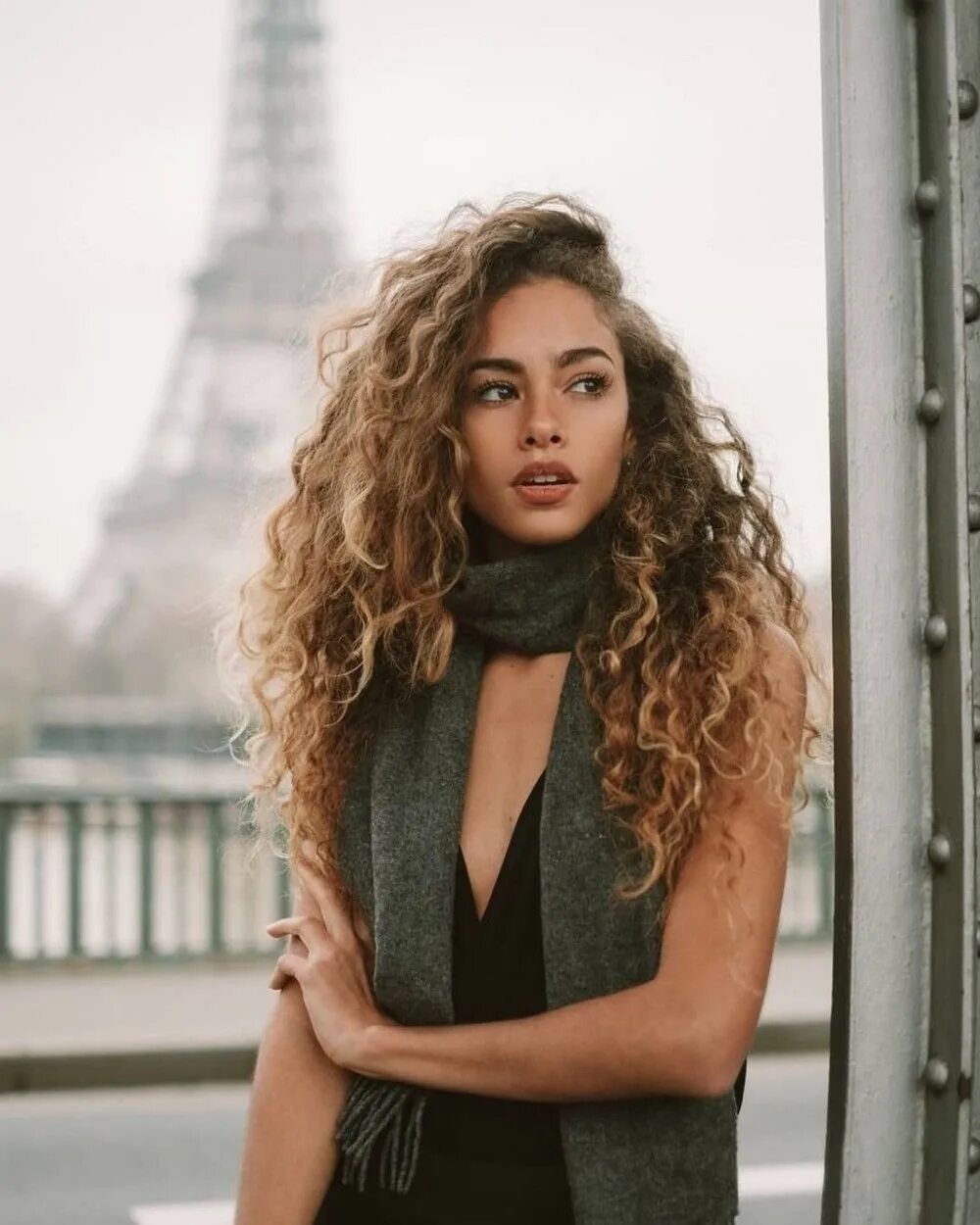 Кудрявые волосы у девушек. Curly girl. Красивые девушки с кудрявыми волосами. Curly girl. Рыжие локоны.