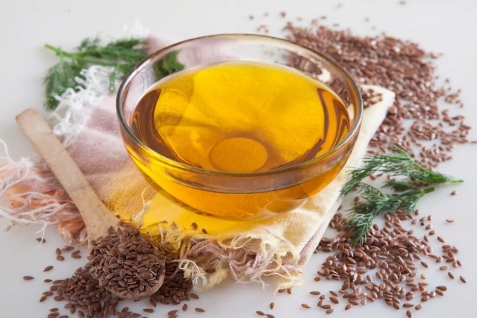 Масляная польза. Кунжутные семена и масло. Пищевые жиры. Аромамасла авокадо. Масло семян льна.