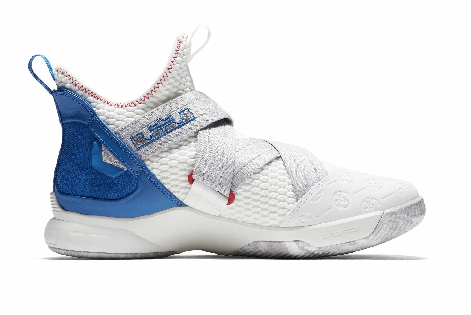 Найк леброн солджер 12. Nike lebron soldier 12. Soldier 12. Nike lebron soldier. Nike soldier 12.