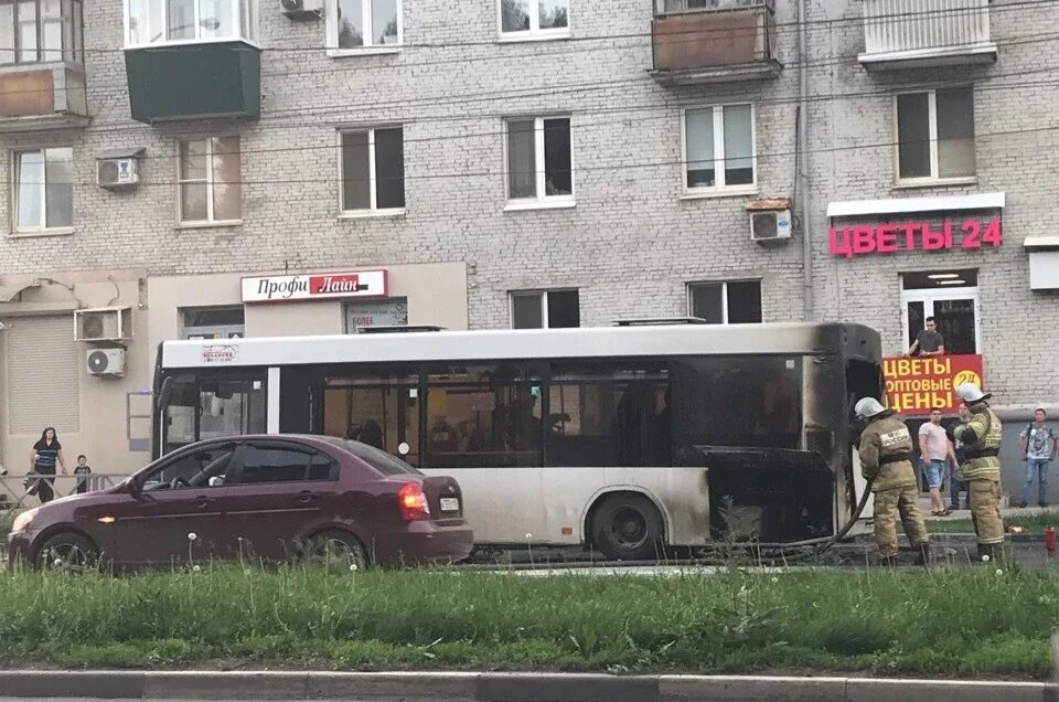 Красноярск сгорел автобус МАЗ. Автобусы МАЗ В Самаре.