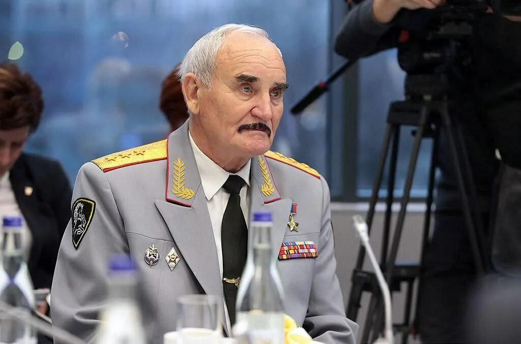 Командующий дон