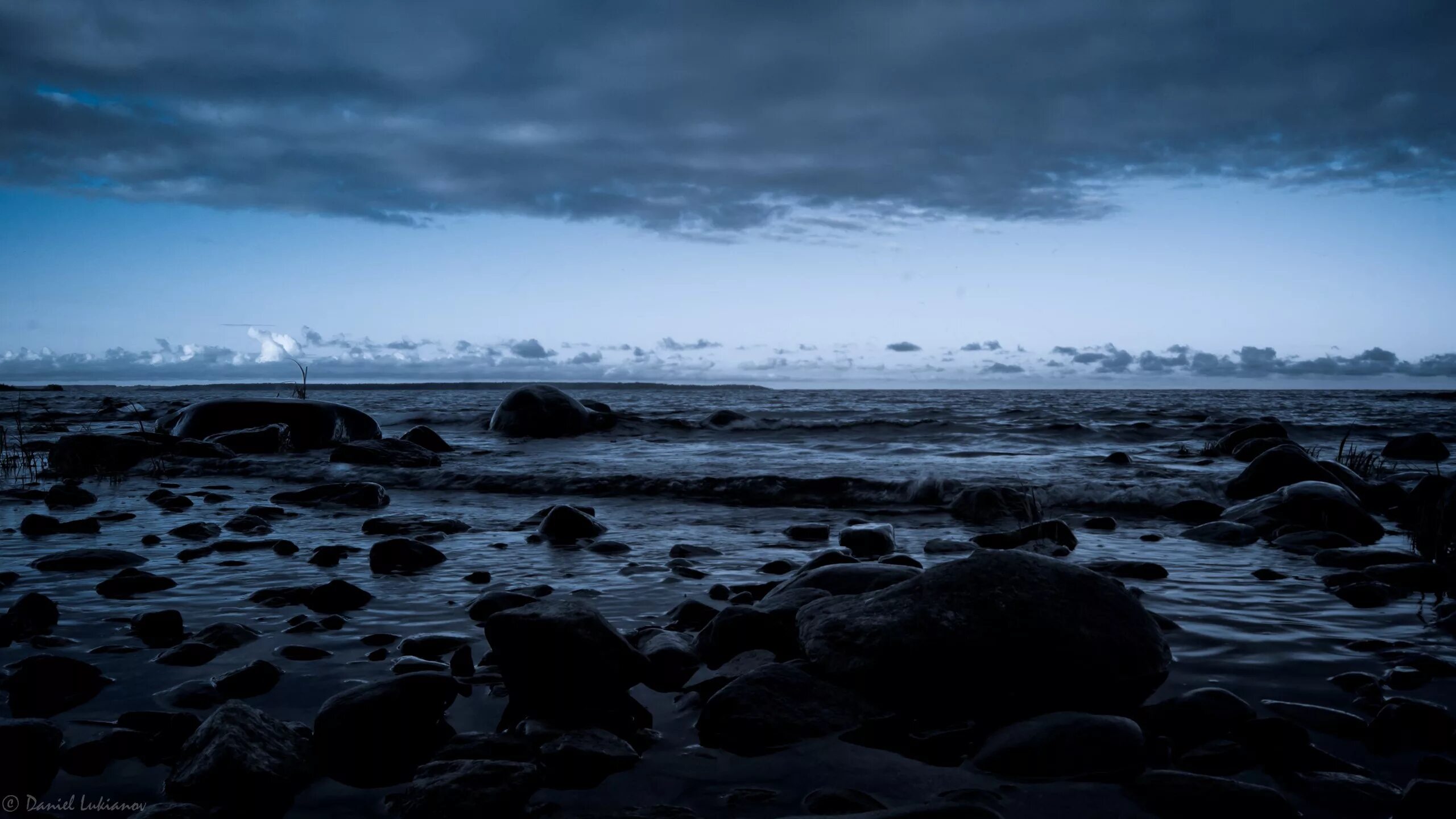 Night by the sea 78. Ночное море. Карское море шторм. Эстетика моря ночью. Ночное море.