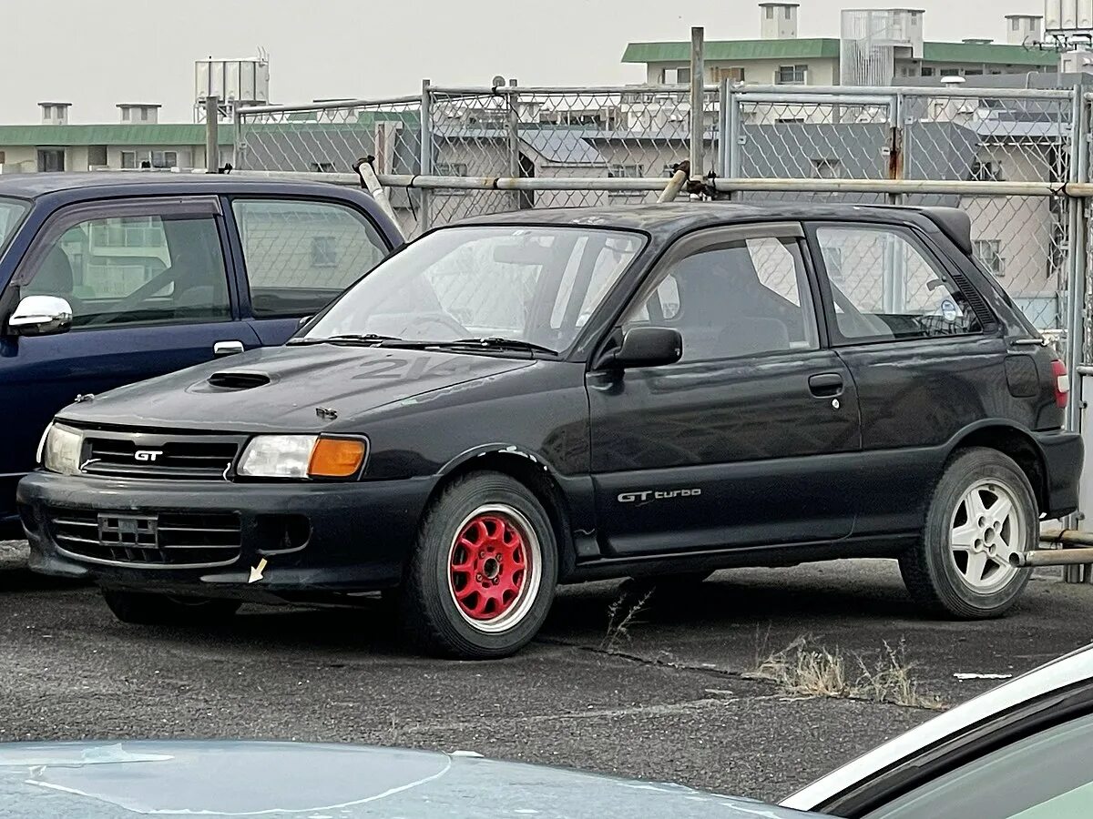 Тойота старлет 1990. Тойота старлет ер82. Toyota starlet. 3. Тойота starlet 80.