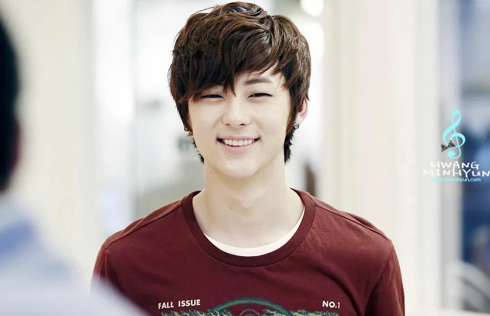 Мин как он есть. Minhyun. hwang minhyun. хван минхён 2025. хван мин хен актер.